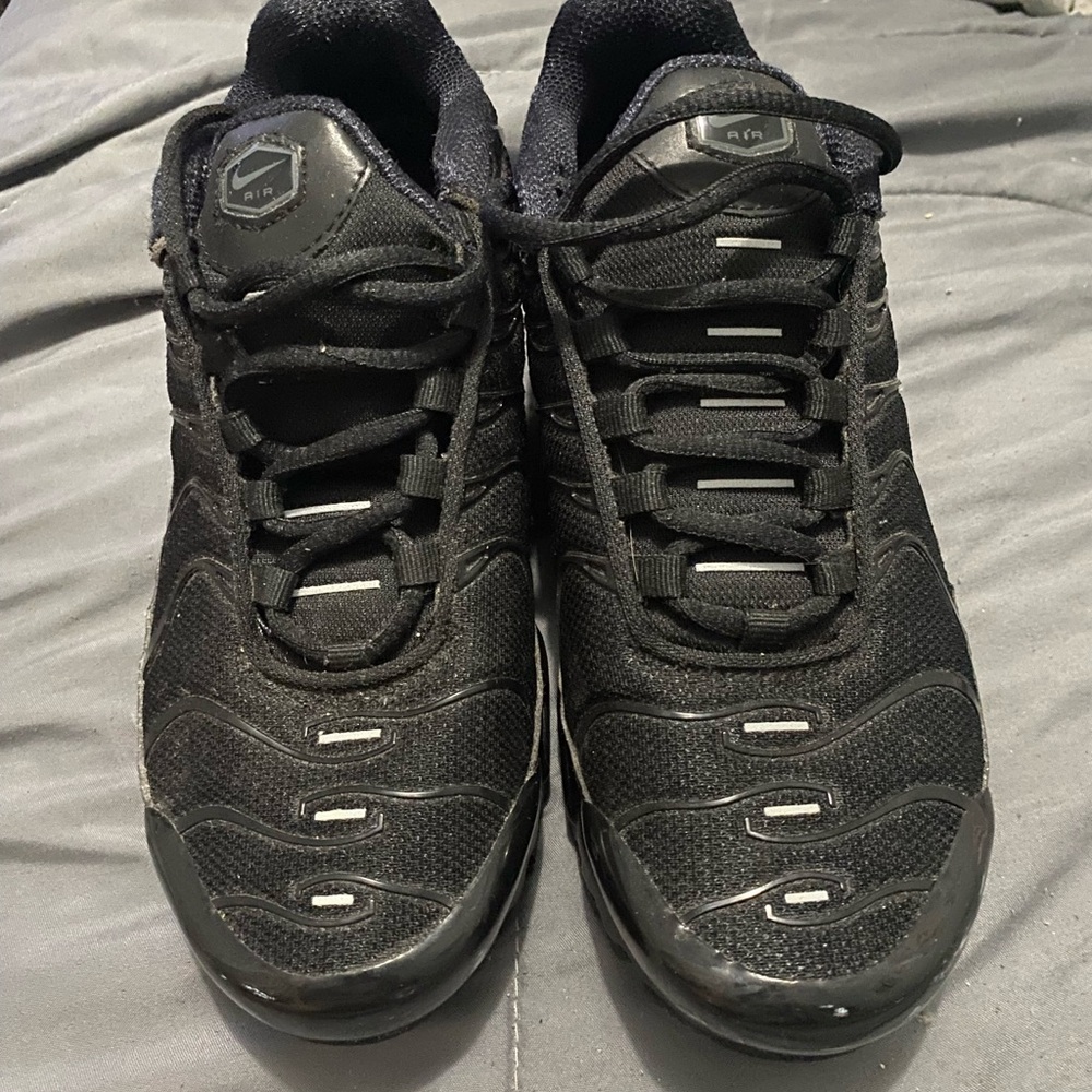 NIKE AIR MAX BLACK